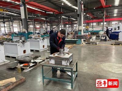 新春走基層特別報道之二·我在基層聯系點 | 臺州 山海之間，涌動著新春的暖流與活力