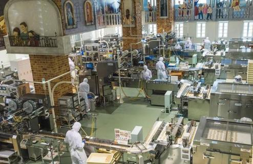 美企撤離中國后，廣州勞務(wù)服務(wù)市場(chǎng)的新挑戰(zhàn)與機(jī)遇